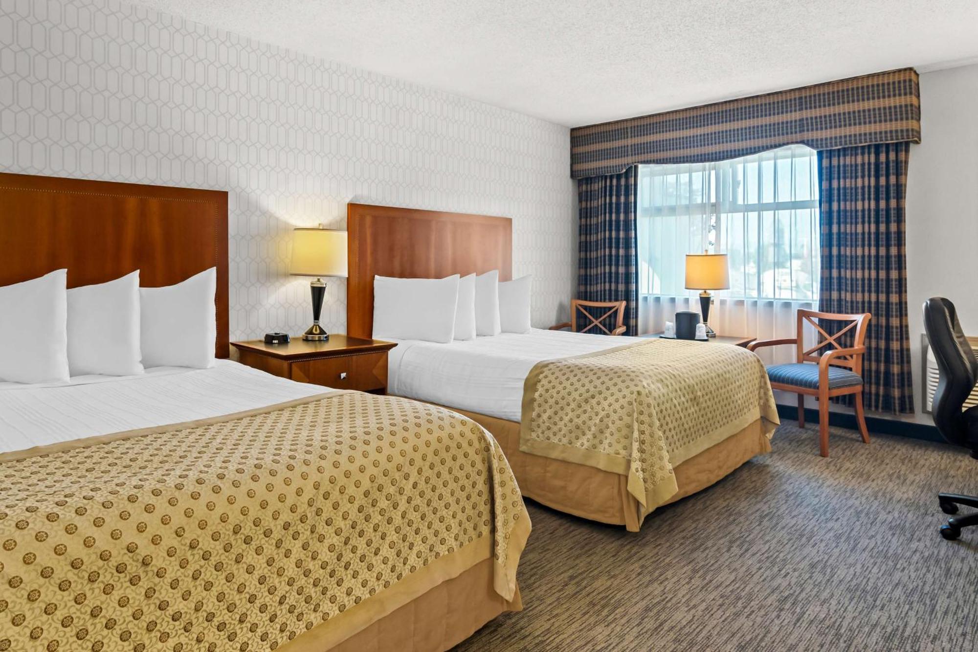 Best Western Plus Langley Inn Exterior foto