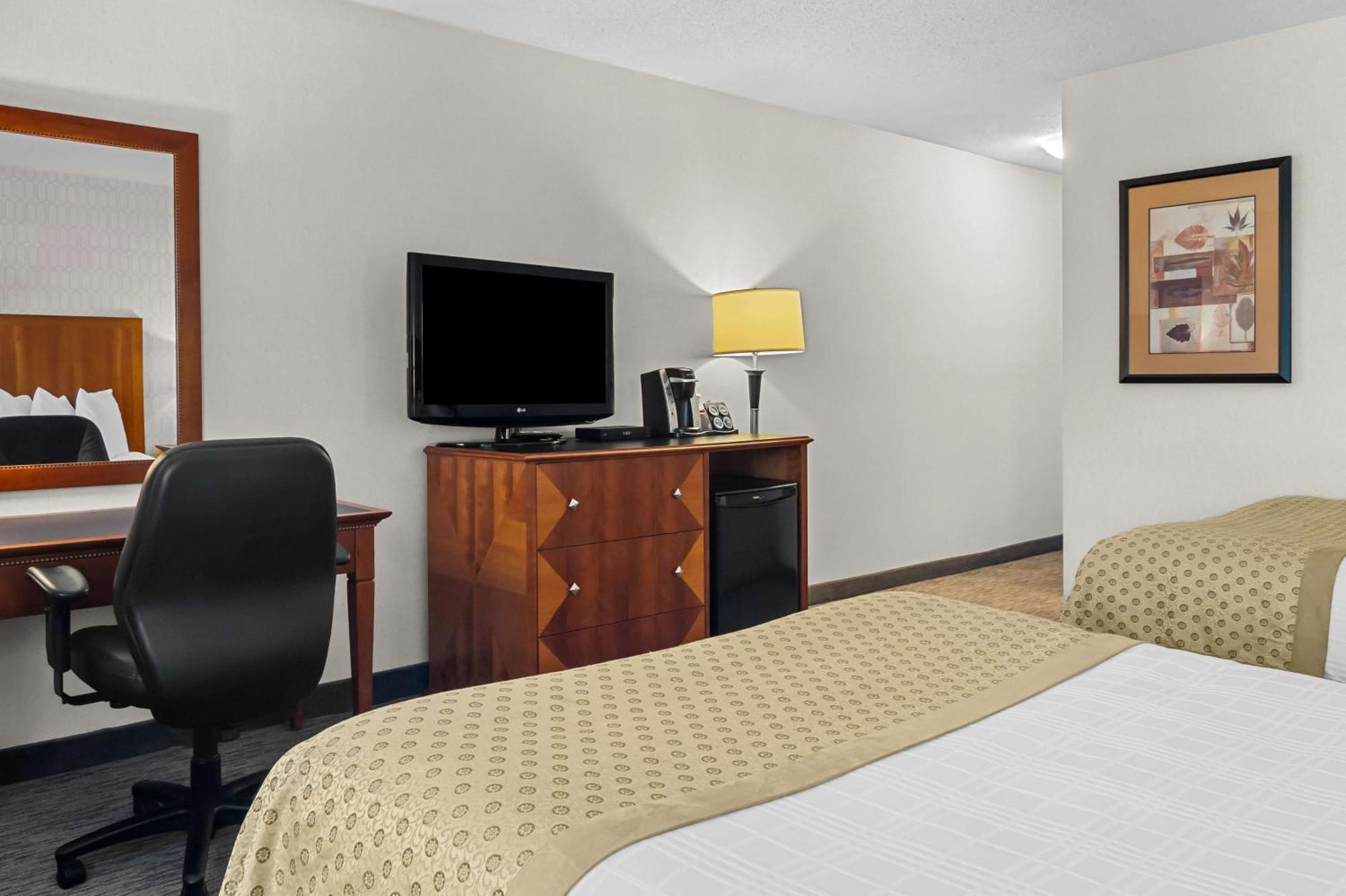 Best Western Plus Langley Inn Exterior foto
