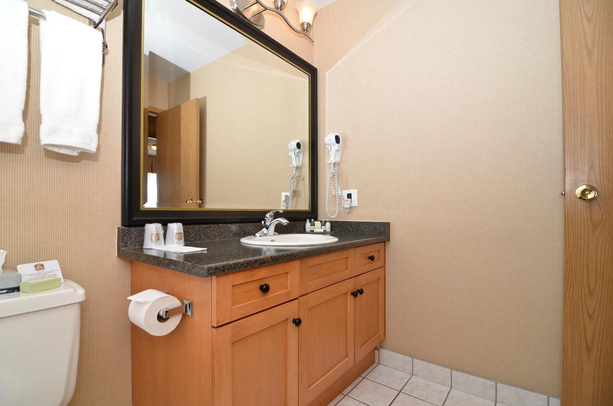 Best Western Plus Langley Inn Exterior foto
